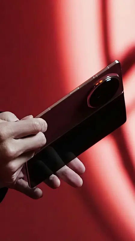 Honor Magic V6 : Deux batteries et recharge 120W confirmées